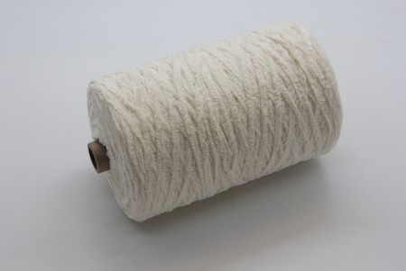 Chenillegarn Sammetsgarn 250 g, farge ubleket