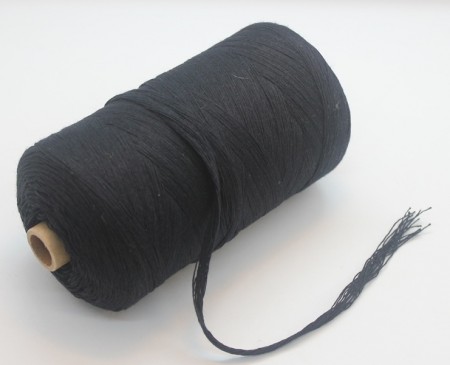 Minibom Strenggarn 200 g farge svart